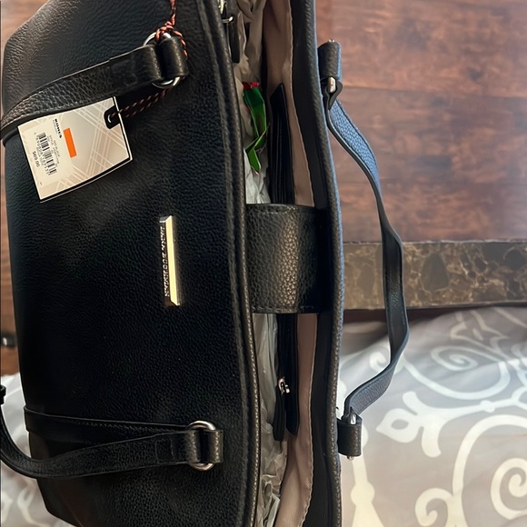 Dana Buchanan NWT BELLA TOTE - Picture 6 of 8